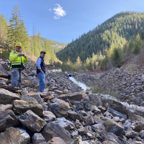 Sam and IDEQ on Milo Creek